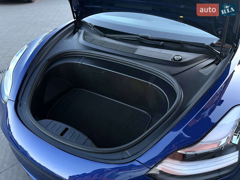 Седан Tesla Model 3 2018 в Дрогобыче фото 94 Седан Tesla Model 3 2018 в Дрогобыче