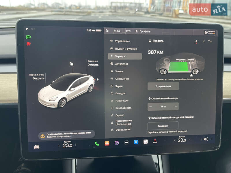 Седан Tesla Model 3 2019 в Ровно