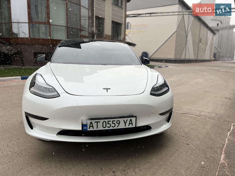 Седан Tesla Model 3 2021 в Ивано-Франковске фото 4 Седан Tesla Model 3 2021 в Ивано-Франковске