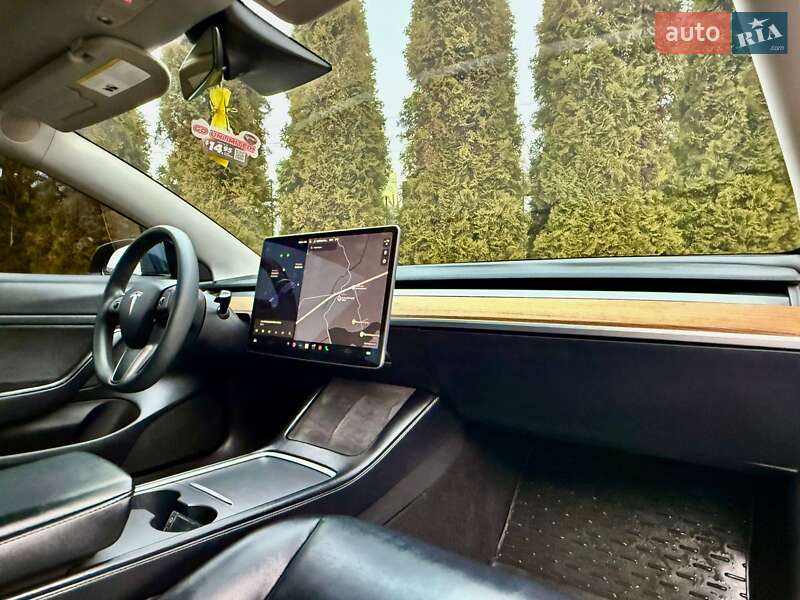 Седан Tesla Model 3 2020 в Дрогобичі фото 52 Седан Tesla Model 3 2020 в Дрогобичі