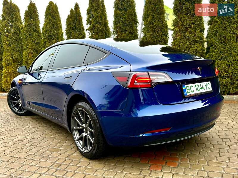 Седан Tesla Model 3 2020 в Дрогобичі фото 29 Седан Tesla Model 3 2020 в Дрогобичі