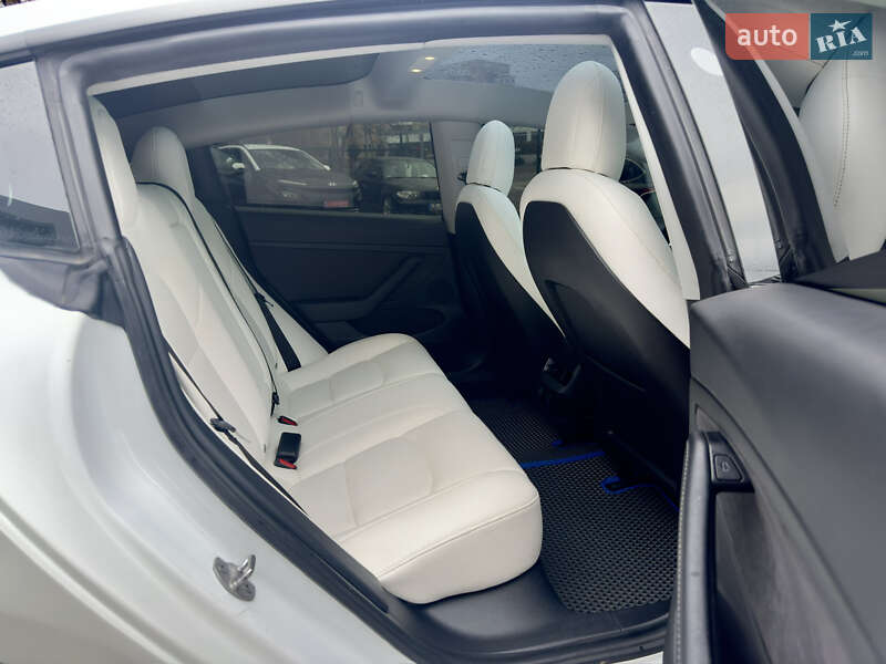Седан Tesla Model 3 2021 в Виннице фото 32 Седан Tesla Model 3 2021 в Виннице