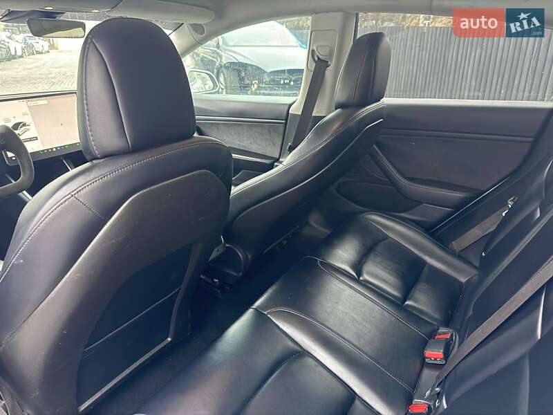 Седан Tesla Model 3 2018 в Луцке фото 9 Седан Tesla Model 3 2018 в Луцке