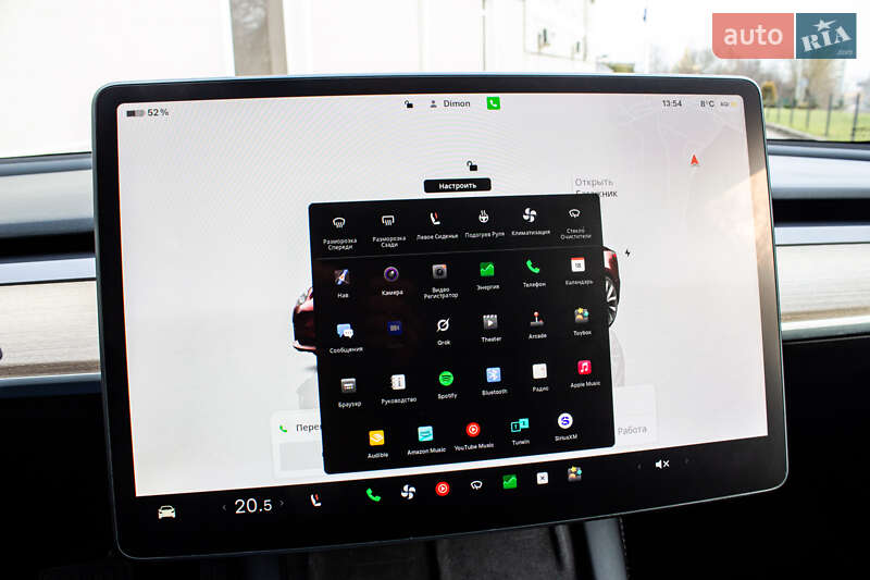 Седан Tesla Model 3 2023 в Львове