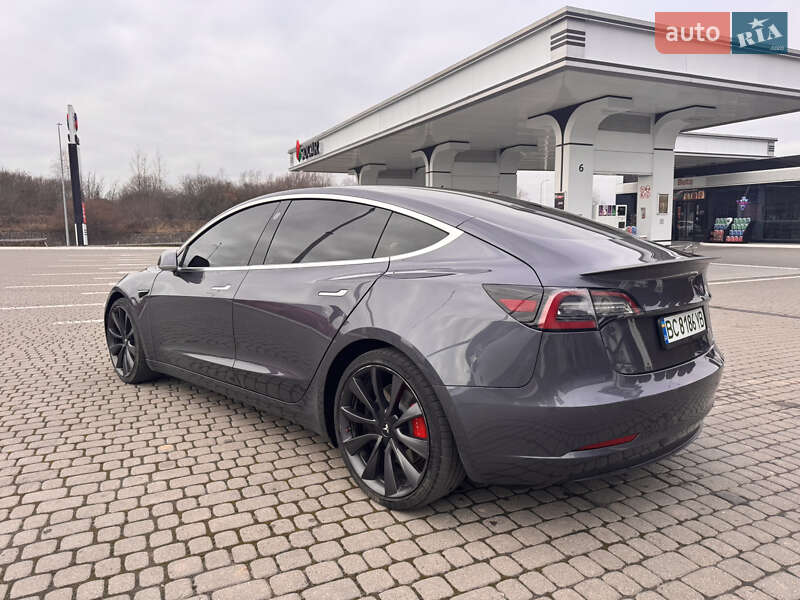 Седан Tesla Model 3 2020 в Львові фото 7 Седан Tesla Model 3 2020 в Львові