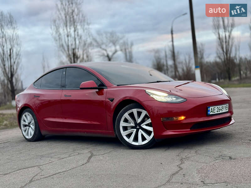 Tesla Model 3 2021