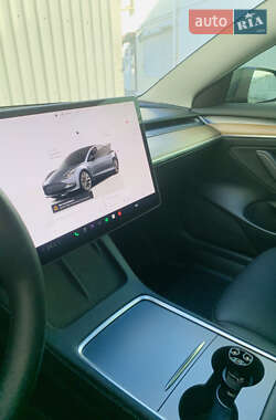 Седан Tesla Model 3 2023 в Одессе