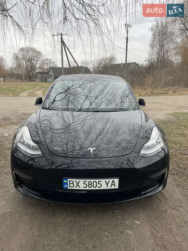 Tesla Model 3 2019