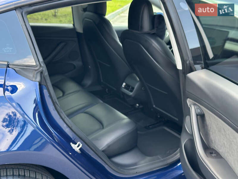 Седан Tesla Model 3 2022 в Києві фото 13 Седан Tesla Model 3 2022 в Києві