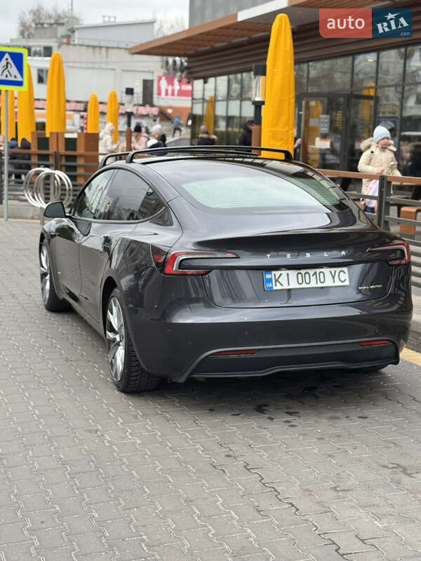 Седан Tesla Model 3 2024 в Белой Церкви