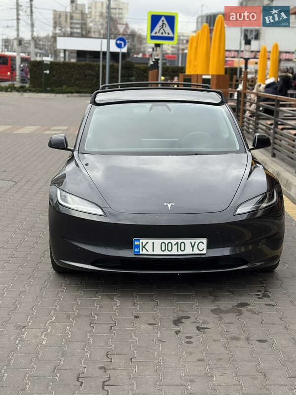 Седан Tesla Model 3 2024 в Белой Церкви
