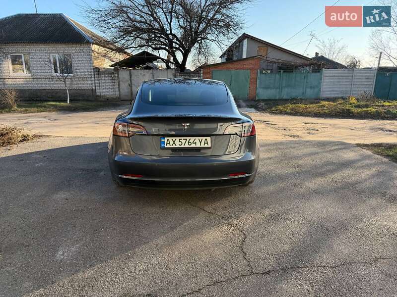 Седан Tesla Model 3 2020 в Харькове