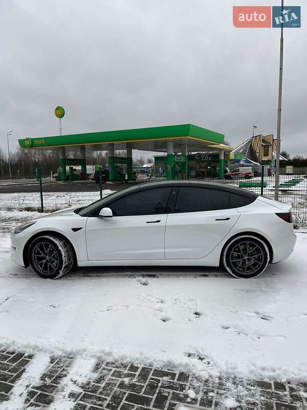 Седан Tesla Model 3 2019 в Житомире