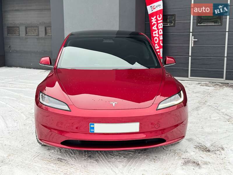 Седан Tesla Model 3 2024 в Киеве