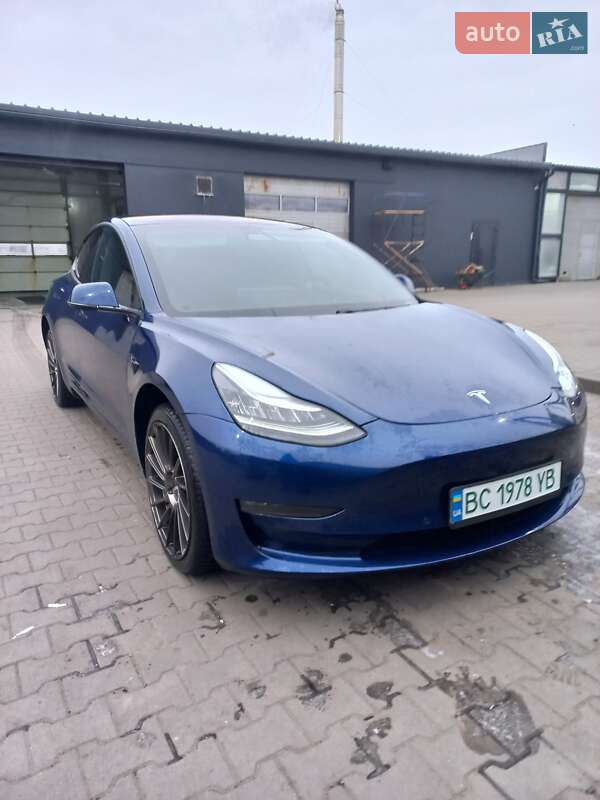 Tesla Model 3 2018 Tesla Model 3 2018