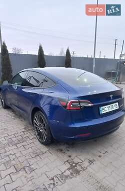 Седан Tesla Model 3 2018 в Шептицькому