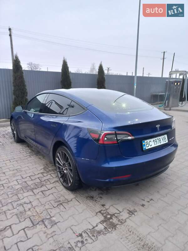 Седан Tesla Model 3 2018 в Шептицькому фото 24 Седан Tesla Model 3 2018 в Шептицькому