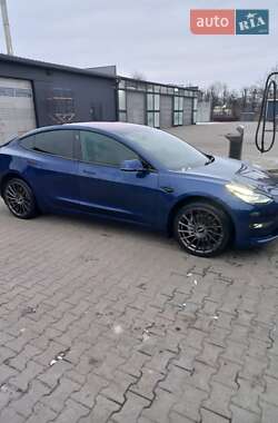Седан Tesla Model 3 2018 в Шептицькому