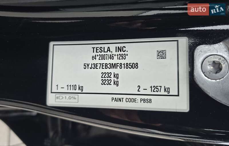 Седан Tesla Model 3 2021 в Ивано-Франковске