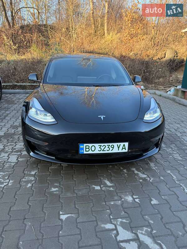Седан Tesla Model 3 2022 в Львове фото 28 Седан Tesla Model 3 2022 в Львове