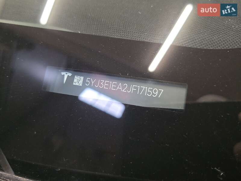 Седан Tesla Model 3 2018 в Львове фото 34 Седан Tesla Model 3 2018 в Львове