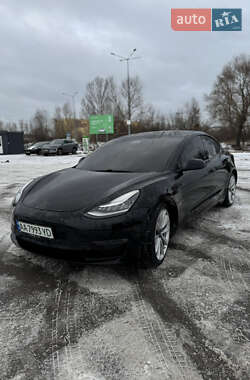 Седан Tesla Model 3 2019 в Киеве