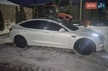 Седан Tesla Model 3 2019 в Кропивницком