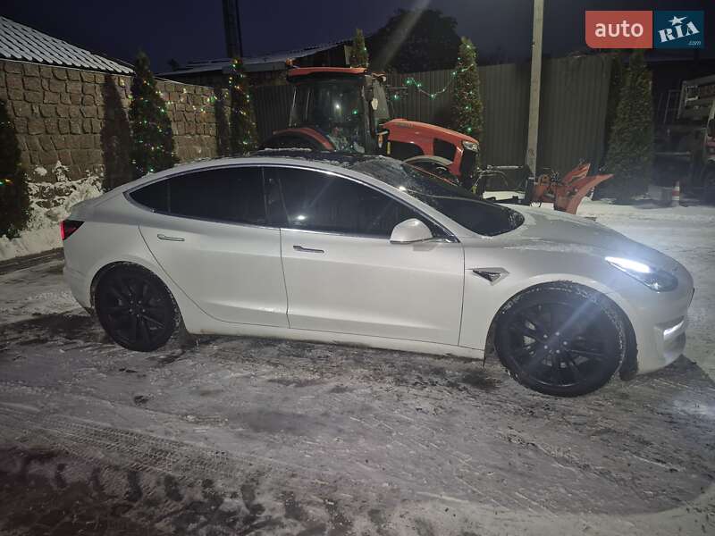 Седан Tesla Model 3 2019 в Кропивницком фото 2 Седан Tesla Model 3 2019 в Кропивницком