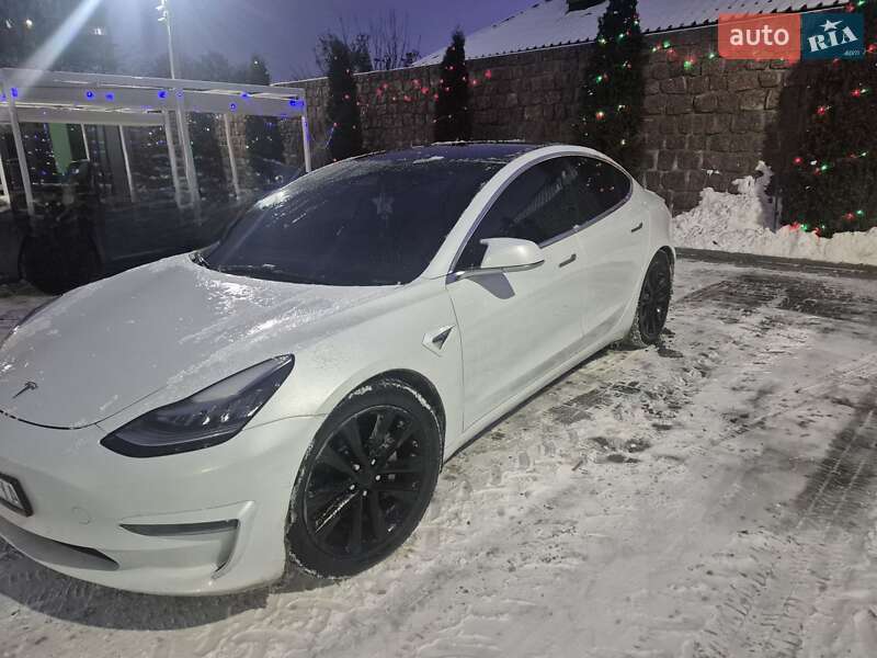 Tesla Model 3 2019 Tesla Model 3 2019