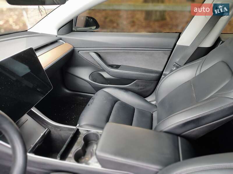 Седан Tesla Model 3 2018 в Киеве фото 16 Седан Tesla Model 3 2018 в Киеве
