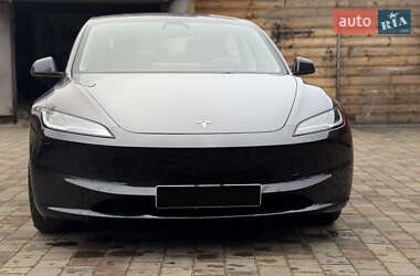 Седан Tesla Model 3 2024 в Кременці