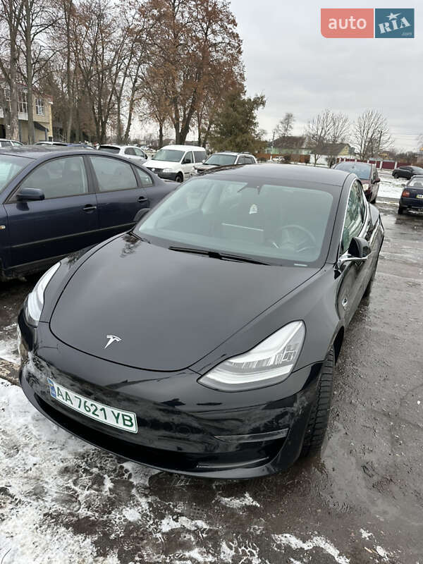 Седан Tesla Model 3 2019 в Киеве фото 43 Седан Tesla Model 3 2019 в Киеве