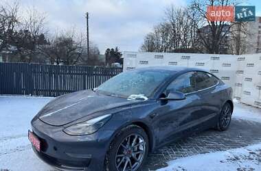 Седан Tesla Model 3 2021 в Луцьку