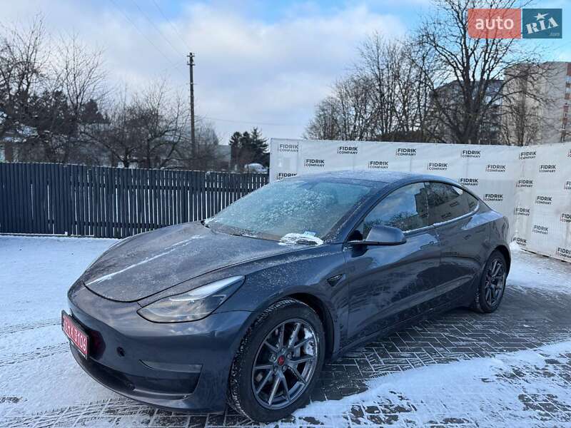 Tesla Model 3 2021 Tesla Model 3 2021