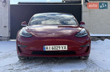 Седан Tesla Model 3 2020 в Киеве