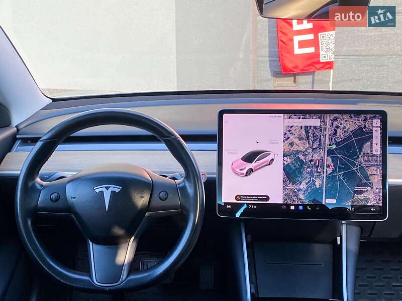 Седан Tesla Model 3 2019 в Киеве