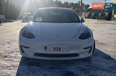 Седан Tesla Model 3 2022 в Кропивницком