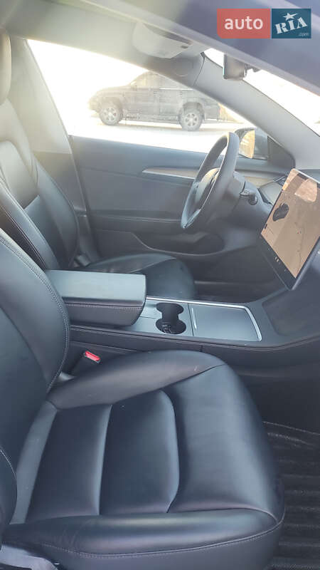 Седан Tesla Model 3 2021 в Ивано-Франковске