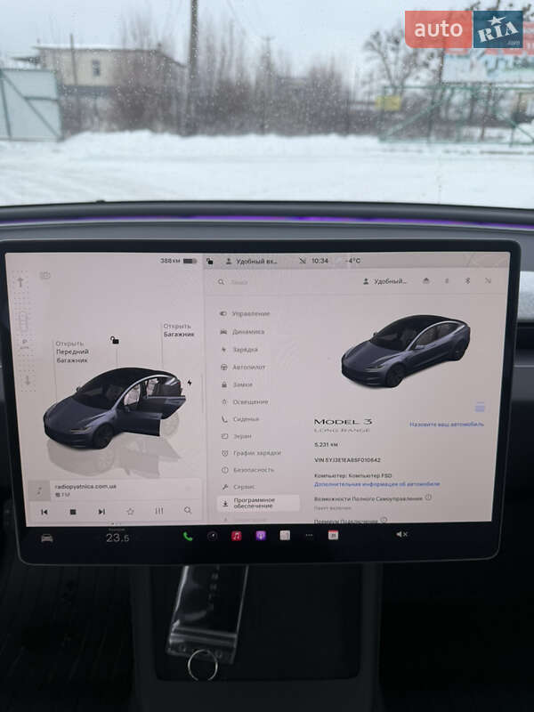 Седан Tesla Model 3 2025 в Киеве