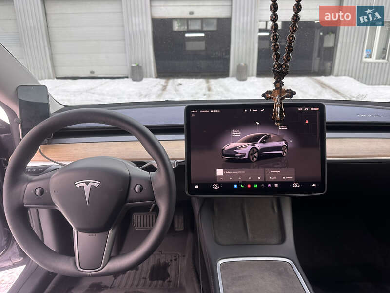 Седан Tesla Model 3 2022 в Вінниці