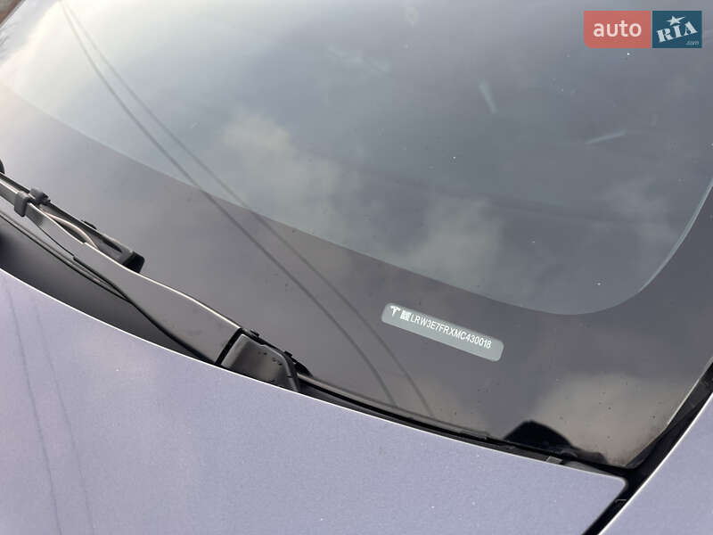 Седан Tesla Model 3 2022 в Вінниці