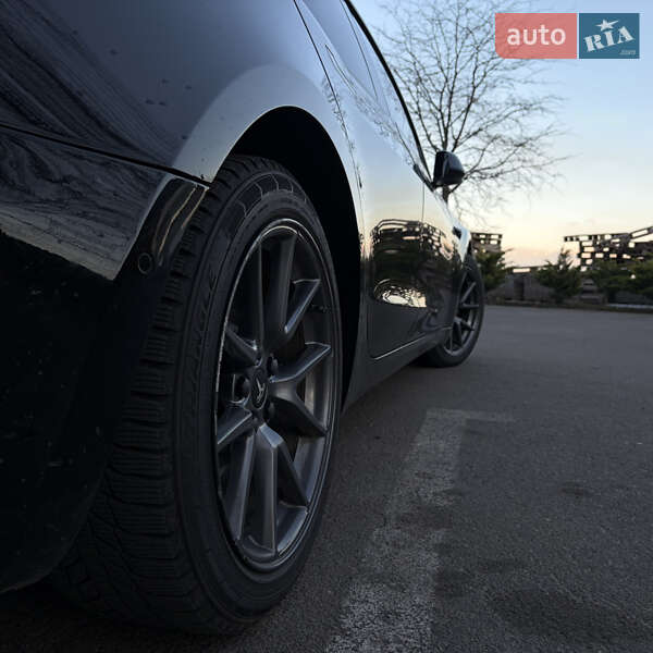 Седан Tesla Model 3 2022 в Києві