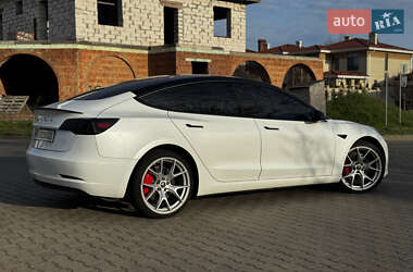 Седан Tesla Model 3 2018 в Одессе