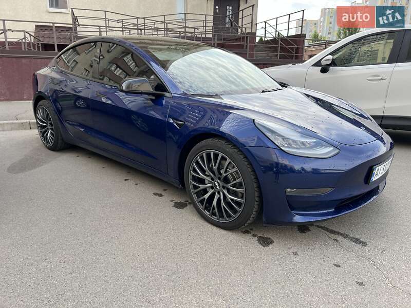 Седан Tesla Model 3 2020 в Києві фото 2 Седан Tesla Model 3 2020 в Києві
