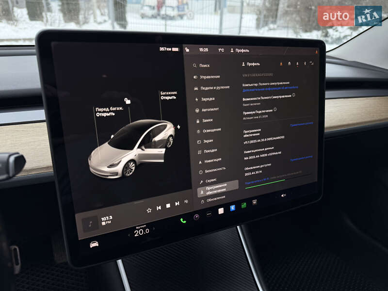 Седан Tesla Model 3 2018 в Житомирі