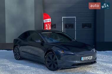 Седан Tesla Model 3 2024 в Киеве