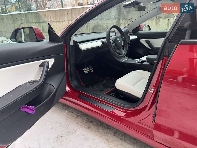 Седан Tesla Model 3 2021 в Львове фото 13 Седан Tesla Model 3 2021 в Львове