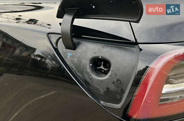 Седан Tesla Model 3 2020 в Ужгороде