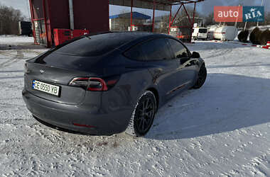 Седан Tesla Model 3 2022 в Чернівцях