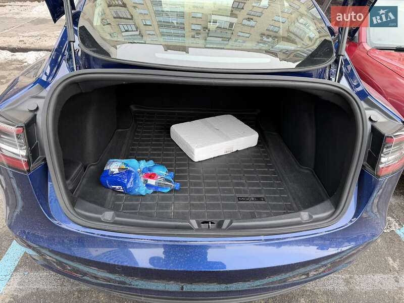 Седан Tesla Model 3 2019 в Києві фото 13 Седан Tesla Model 3 2019 в Києві